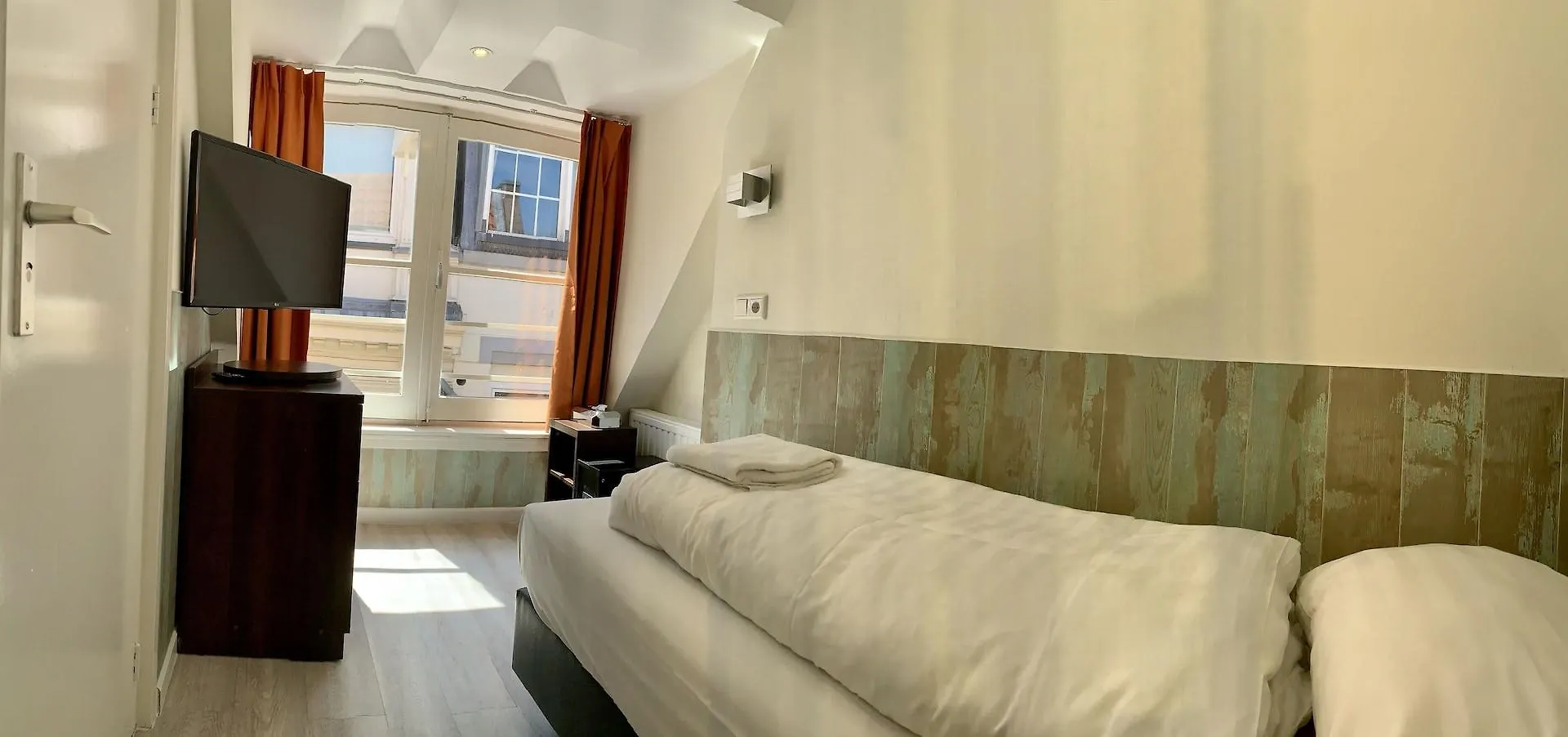 Hotel Damrak Inn Amsterdam Netherlands