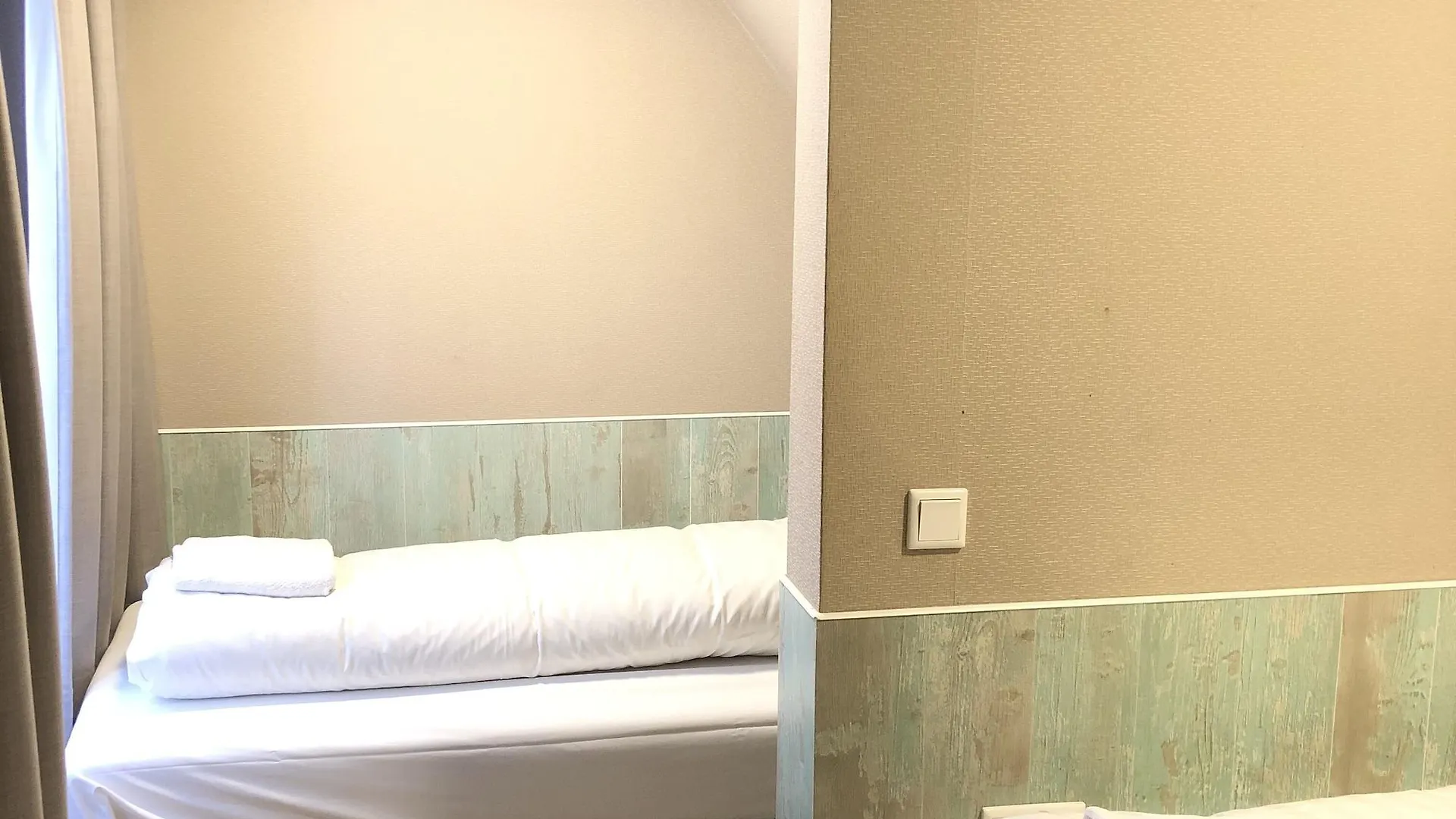 **  Hotel Damrak Inn Amsterdam Nederland